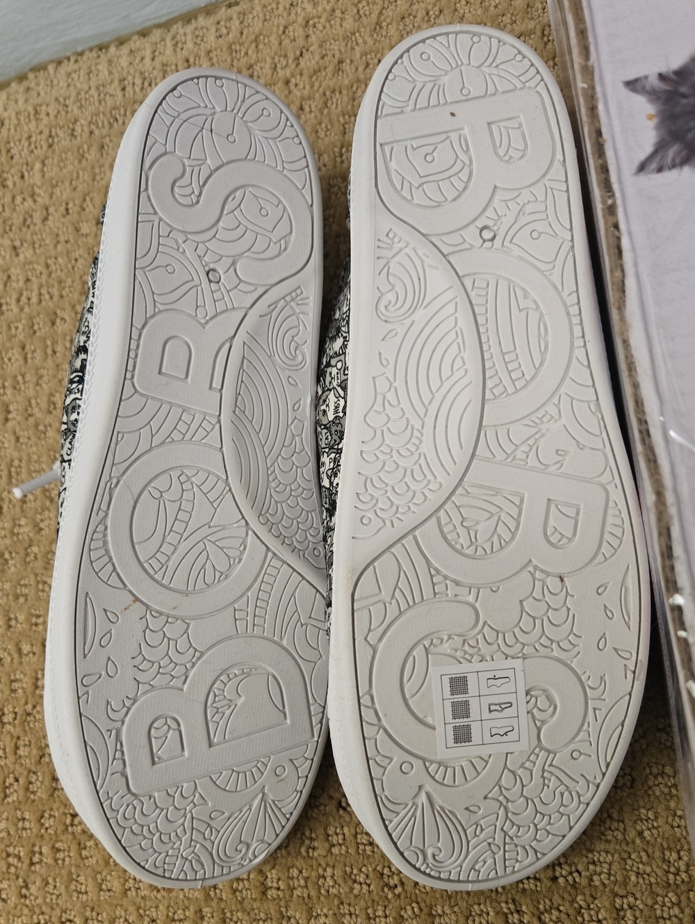 Skechers BOBS Purr Party - Cat Sneakers (SIZE 7) - Picture 4 of 7